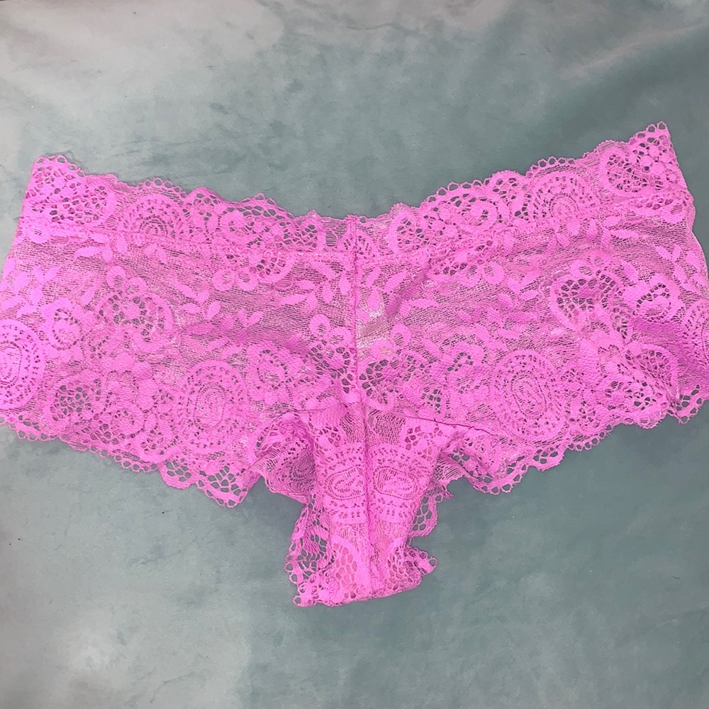 Victoria’s Secret Lace Cheeky Small